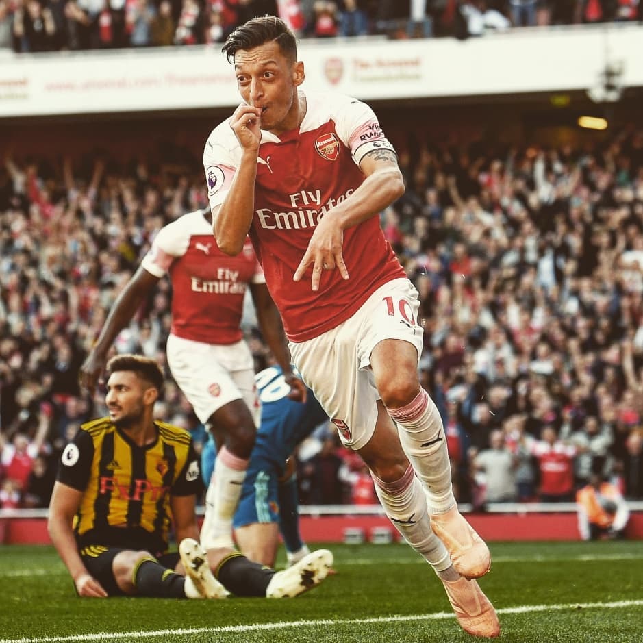 11 of the Most Divisive Footballers
